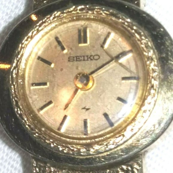 SEIKO LADIES SMALL ROUND FACE WRISTWATCH CA 00598 main image 9